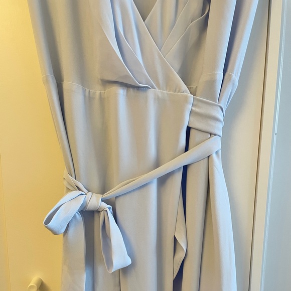 Babaton SLIT WRAP DRESS Glimmer - Picture 4 of 4